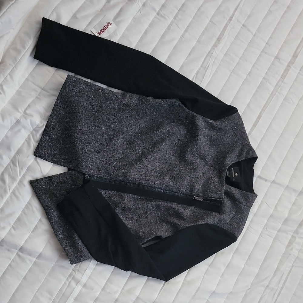 Worthington Charcoal and Black Jacket
(Smoke free home)